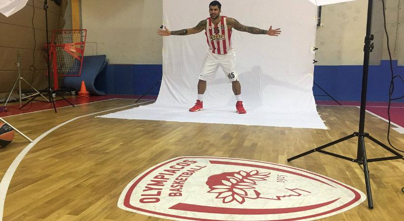 Μοντέλα... οι «ερυθρόλευκοι» (pics+videos)