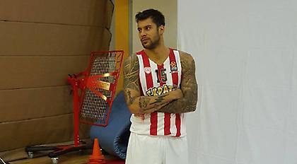 Ο Πρίντεζης «γλεντάει» Παπαπέτρου και Αθηναίου (video)