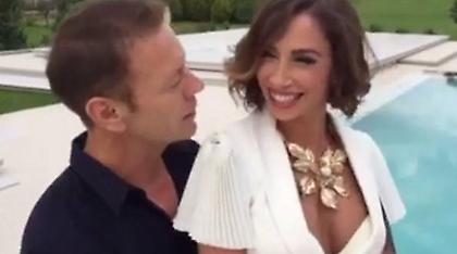 Ιταλίδα πρώην πολιτικός εγκατέλειψε την καριέρα της για να γίνει… πορνοστάρ (video)