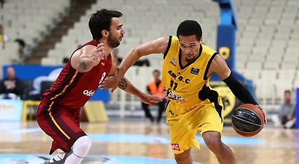 Ντίξον από άλλο πλανήτη, οδηγεί την ΑΕΚ