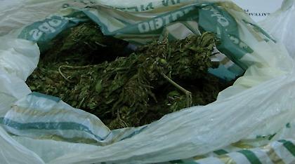 Κάθειρξη δέκα ετών σε 63χρονο για τη μεταφορά χασίς και ηρωίνης