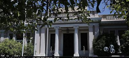 Το Μαξίμου διαψεύδει τους FT: Δεν μάλωσε η Μέρκελ τον Τσίπρα