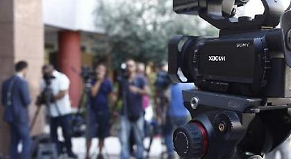 Κυβέρνηση: Η μιντιακή τρομοκρατία δεν θα περάσει – Πόλεμος με τον Alpha για ρεπορτάζ κατά Σαββίδη