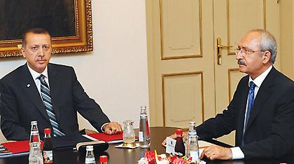 Κιλιτσντάρογλου σε Ερντογάν: Εσύ παρέδωσες 16 νησιά στην Ελλάδα!