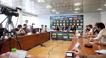 «Προσπαθούμε για την καλύτερη λύση για να αρχίσει η Football League»