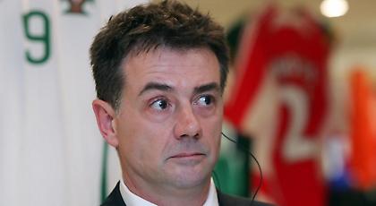 Παραιτήσου, με όσο Κύρος σου έχει απομείνει!