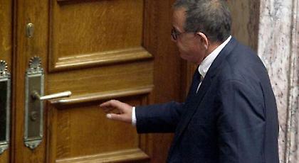 Μουζάλας για προσφυγικό: Η μετακίνηση δεν μπορεί να γίνει μαζικά -Μπορεί να γίνουν εξεγέρσεις