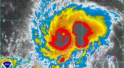 Ο ισχυρότερος τυφώνας των τελευταίων εννιά ετών ετοιμάζεται να χτυπήσει την Καραϊβική