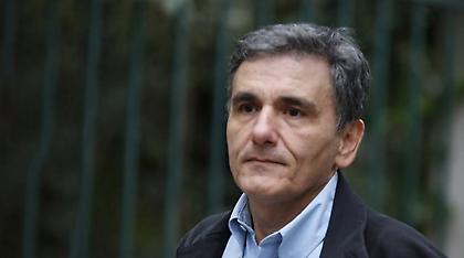 Όμηροι των φόρων: Θα πληρώσουμε επιπλέον 4,?5 δισ. ευρώ το 2017!