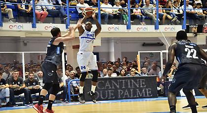 Νίκη για Μπρίντιζι στο ντεμπούτο του Σακέτι