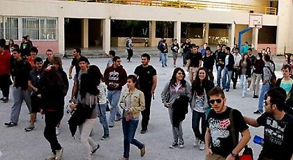 Η σκληρή απάντηση μαθητών στις «ρατσιστικές αντιδράσεις» γονέων στο Ωραιόκαστρο