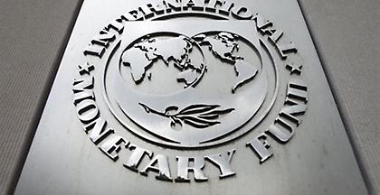 Οριακή ανάπτυξη βλέπει τώρα το ΔΝΤ για την Ελλάδα