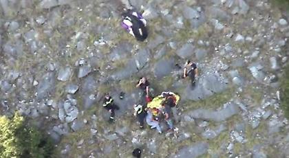 Εντυπωσιακές εικόνες από τη διάσωση τραυματία αιωροπτεριστή στη Δράμα (video)