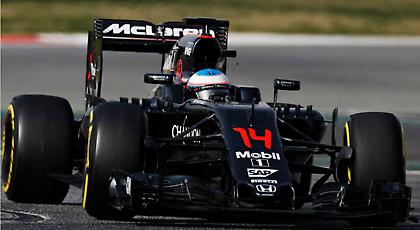 Φερνάντο Αλόνσο, παλιά σου τέχνη κόσκινο! (videos)