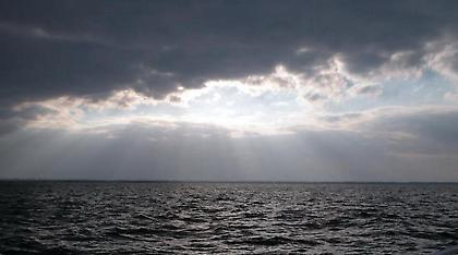 Καιρός: Συννεφιά με λίγες βροχές, αλλά και καταιγίδες σε Θράκη και Β. Αιγαίο