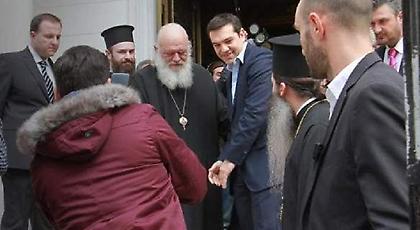 Αμετακίνητο το Μαξίμου: Η εγκύκλιος για τα θρησκευτικά θα εφαρμοστεί, ο διάλογος θα συνεχιστεί