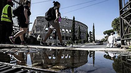 Τρόμος στη Ρώμη: Βίασαν και χτύπησαν Αυστραλέζα τουρίστρια δίπλα στο Κολοσσαίο