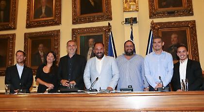 Ο Πειραιάς τίμησε τους Ολυμπιονίκες του! (video)