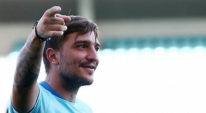 Σκέφτεται Σταφυλίδη για κέντρο ο Σκίμπε