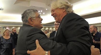 Τις «τρώει» ο Γιατζόγλου και η Χρυσή Αυγή τρίβει τα χέρια της