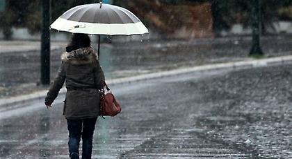 Έκτακτο δελτίο ΕΜΥ: Έρχονται βροχές και καταιγίδες από την Παρασκευή το μεσημέρι