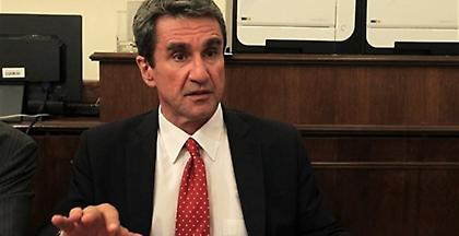 Διάλογος για… πρωϊνάδικα και Καρανίκα στην Εξεταστική για τα δάνεια