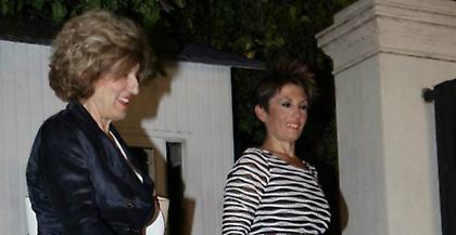 Τα καλά τους έβαλαν οι βουλευτίνες του ΣΥΡΙΖΑ-Ποτό, αντάρτικα, γέλια στο μπαλκόνι του Μαξίμου (pics)