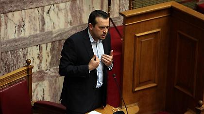 «Ανάκριση» Παππά στην Επιτροπή Θεσμών για τις άδειες