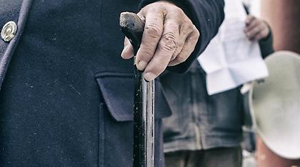 Στα σκάρια σχέδιο «κατάργησης» των συντάξεων χηρείας