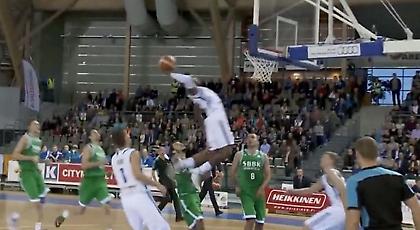 Κάρφωμα για… Champions League (video)