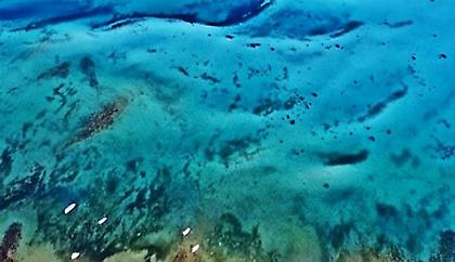 Video: H θάλασσα με τα «παγωμένα κύματα» βρίσκεται στην Ελλάδα!