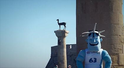 Η μασκότ του Κολοσσού κάνει... μαγικά στο παρκέ! (video)