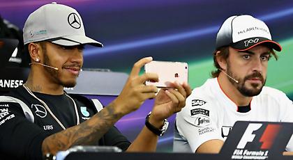 Το 'ριξε στο Snapchat ο Χάμιλτον! (pics)