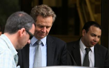 Ο Πολ Τόμσεν ανοίγει πάλι θέμα μείωσης των συντάξεων