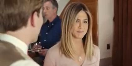 20 εκατ. πήρε η Ανιστον για τις καμπάνιες της Emirates (video)