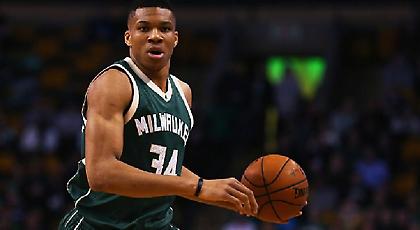 Νίκη για Μπακς, στα ρηχά ο Αντετοκούνμπο