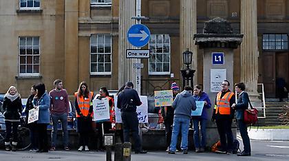 Αγωνία λόγω Brexit για 3.500 Έλληνες γιατρούς στη Βρετανία
