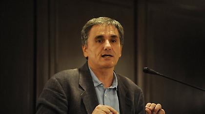 «Κόφτης» και μέτρα ως το 2018 παρά τα «παζάρια» για χαμηλότερα πλεονάσματα