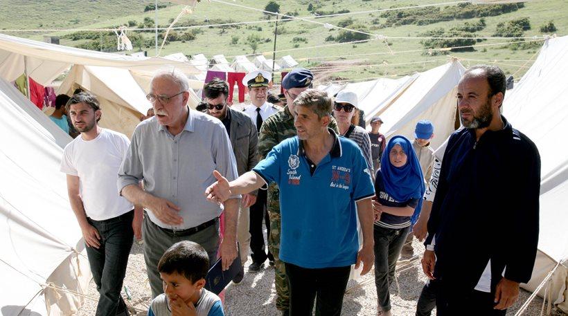 Βίτσας: Όλοι όσοι φτάνουν στην Ελλάδα από την Τουρκία ζητούν πολιτικό άσυλο