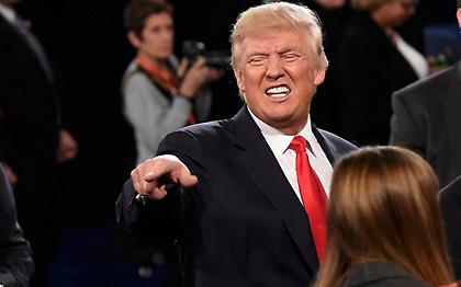 Ο Τραμπ απείλησε τη Χίλαρι με φυλακή αν εκλεγεί