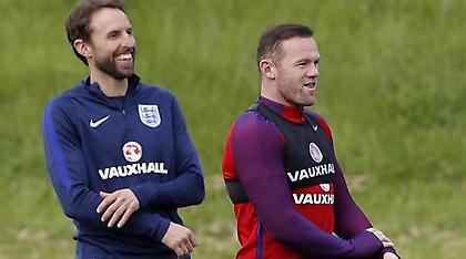 Σάουθγκεϊτ: «Εκτός ενδεκάδας ο Ρούνεϊ»