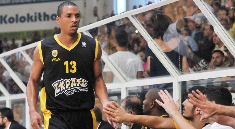 Στην Καρσίγιακα ο πρώην της ΑΕΚ, Όουενς