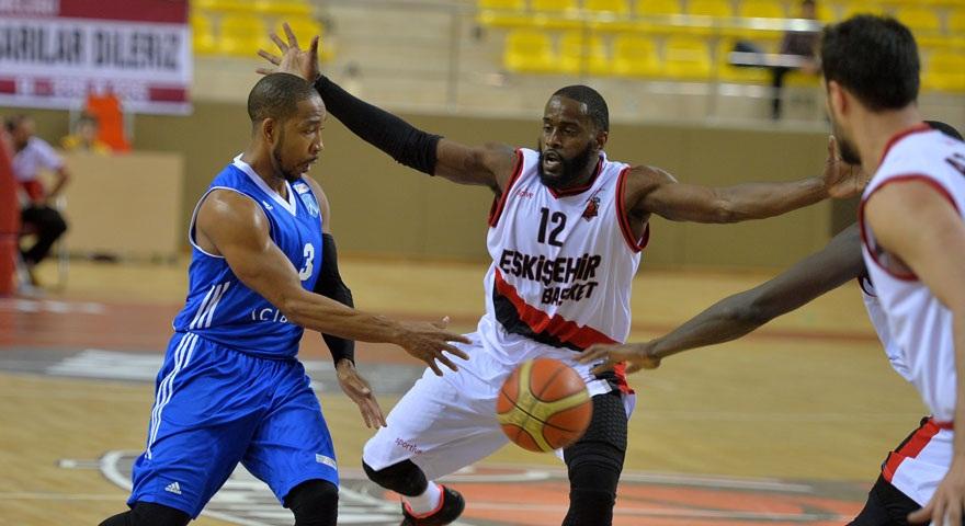 «Υπέγραψε στον Προμηθέα Πάτρας ο Κλαρκ»