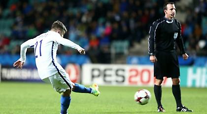 Σταφυλίδης: «Ο Σκίμπε είπε να εκτελώ εγώ τα φάουλ»