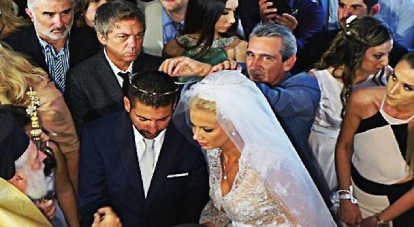 Οι καλεσμένοι και το «ξύλο» στον γαμπρό: O παραμυθένιος γάμος για τον οποίο μιλά όλη η Μύκονος!