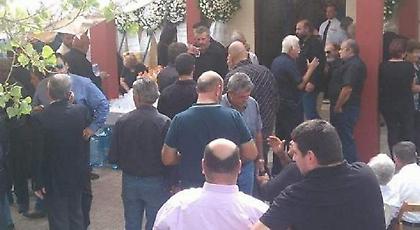 Κρήτη: Κηδεύτηκε ο Στυλιανός Παττακός, παρουσία στελεχών της Χρυσής Αυγής (pics)