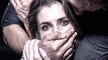 Σοκ με ομαδικό βιασμό ανάπηρης γυναίκας σε κέντρο φιλοξενίας μεταναστών στη Σουηδία