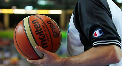 Αυτοί σφυρίζουν ΑΕΚ, ΠΑΟΚ και Άρη στο FIBA Champions League