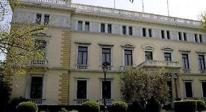 Δημοσκόπηση-έκπληξη του ΠΑΜΑΚ: Εξι στους δέκα θέλουν αλλαγή πολιτεύματος