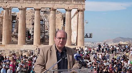 Φίλης: Οι άνθρωποι σε κρίσιμες περιόδους δείχνουν τη δύναμη που έχουν